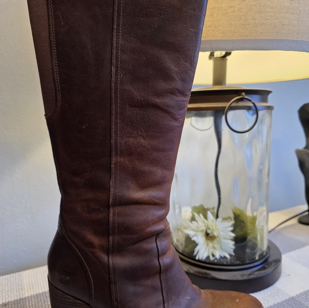 Timberland Women's Dark Brown Heeled Boots - Picture 2 of 7